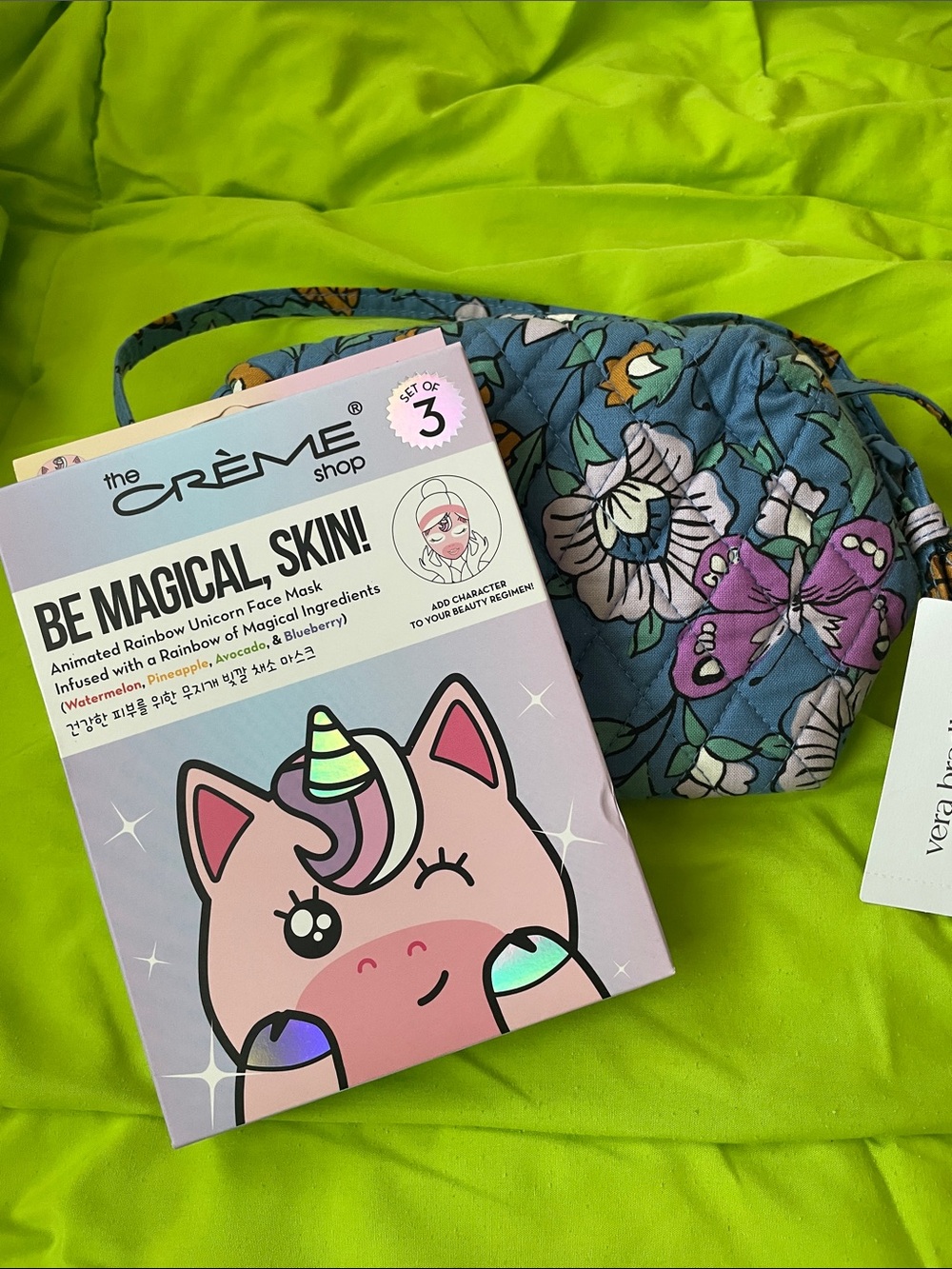 Vera Bradley camera bag & creme shop mask bundle (3)